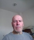 Rencontre Homme : Dominique, 58 ans à France  locmalo